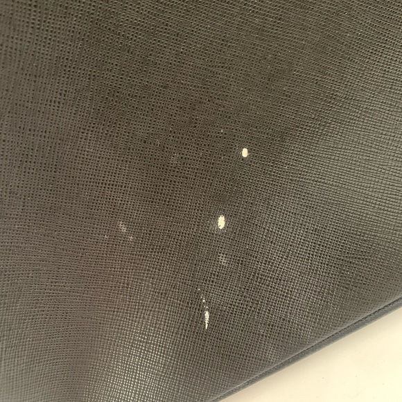 Prada Bag - Picture 4 of 8